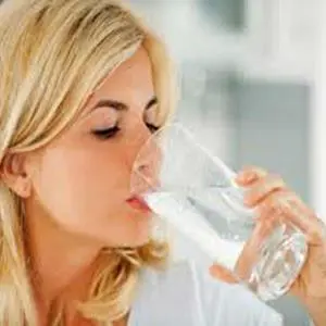 Alasan Ilmiah Puasa Tetap Minum Air Menurut Agama Buddha