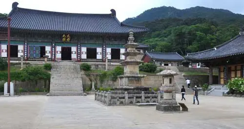 3. Candi Haeinsa 	