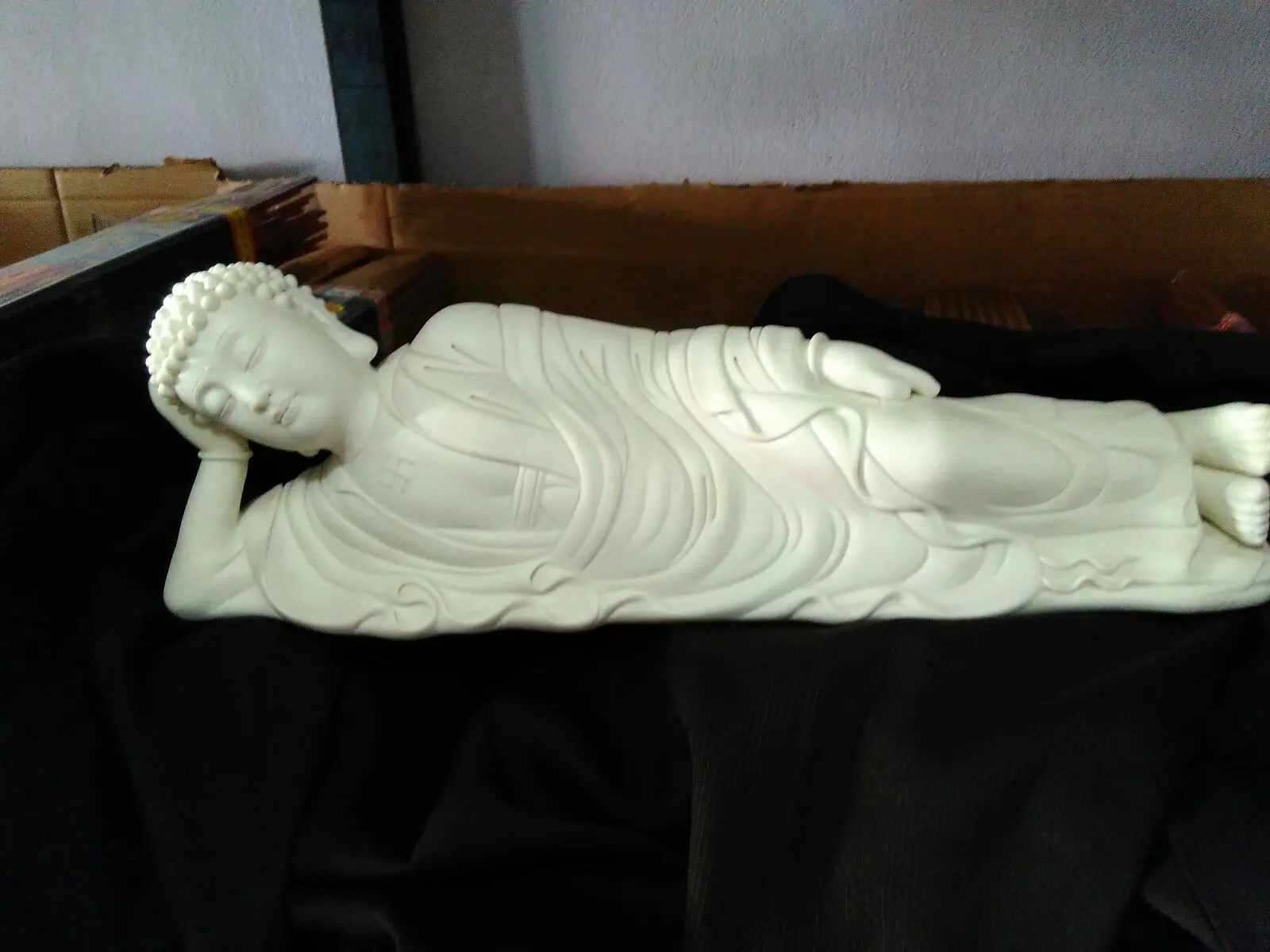 Patung Budha Tidur