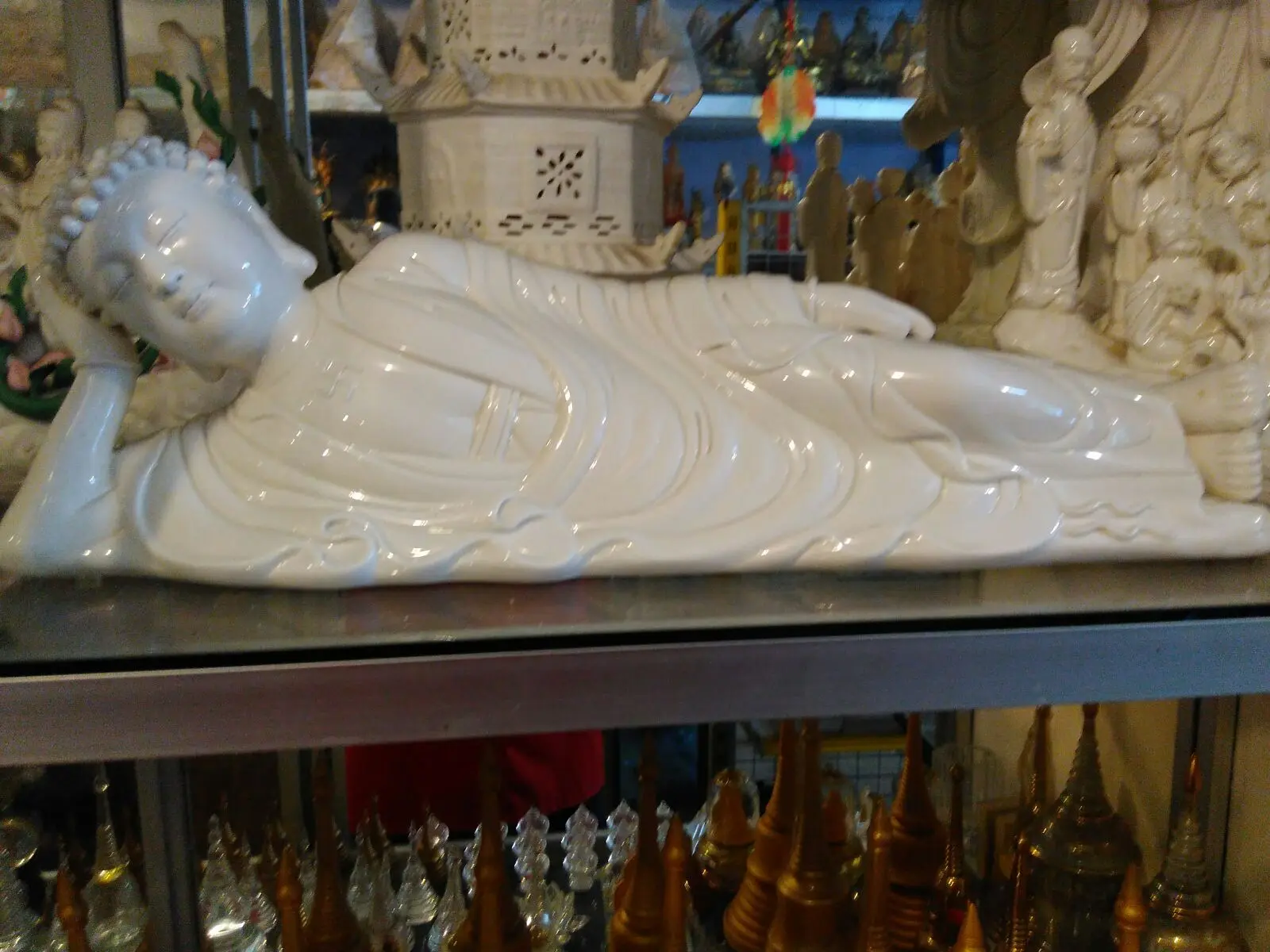 Patung Budha Tidur Keramik Halus 45cm