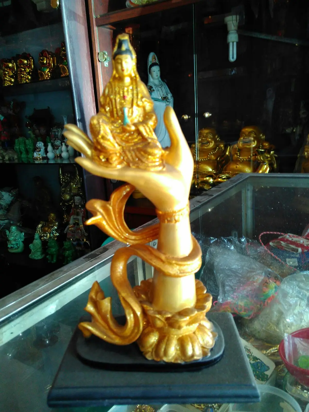 Patung Dewi Kwan Im Fiber