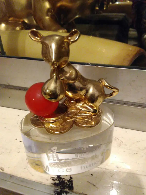 Patung Shio Tikus