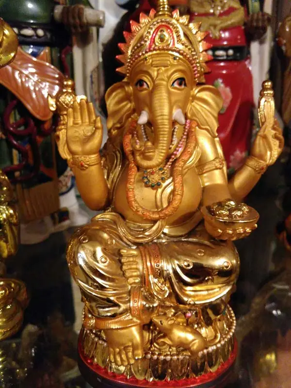 Patung Dewa Ganesha Fiber 18 cm