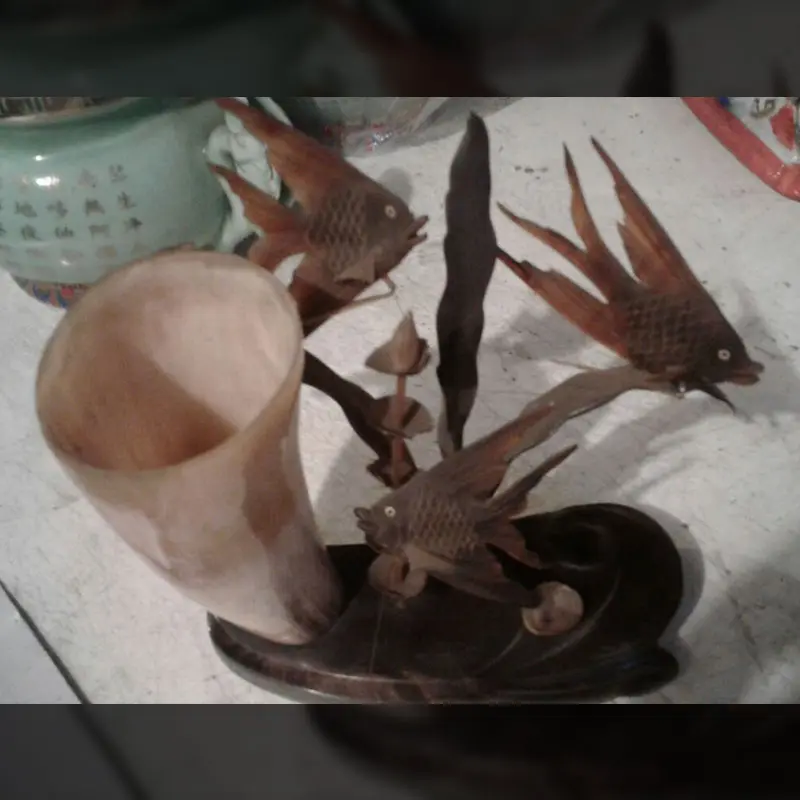 Patung Hewan Ikan Mas
